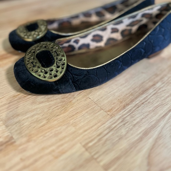 Coach Black Velvet & Gold Flats - Picture 2 of 3